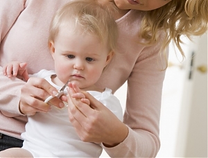 Как заботиться о ногтях младенца