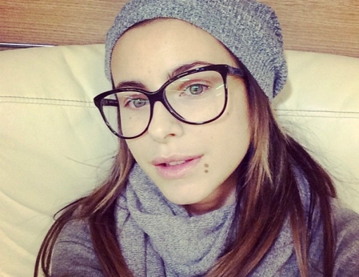 Ани Лорак посетила Баку и засветилась без макияжа