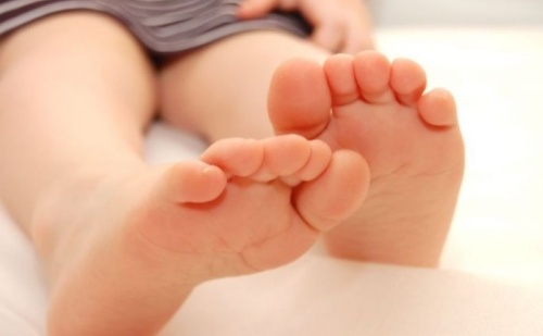 ожоги ног у ребенка первая помощь