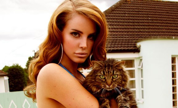 Злоумышленники попытались исключить Лану Дель Рей из претендентов на «Оскар»