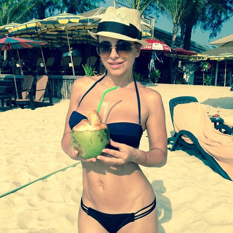 ани лорак в купальнике фото