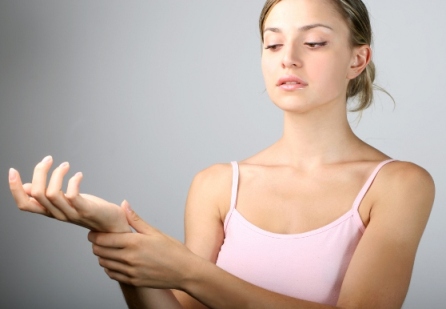 О чем говорит хруст суставов?