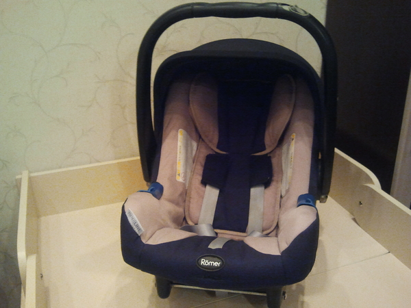 Продается детское автокресло ROMER BABY-SAFE plus II TrendLine