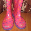 Продам яркие резиновые детские сапоги р.12 длинна стельки 20 см