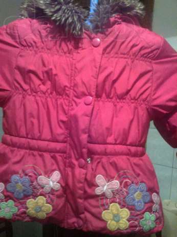 Продам детскую курточку на девочку