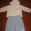 Продам детский демисезонный костюмчик на 3-6 м-в.