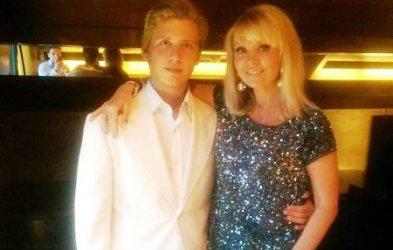 Валерия показала фото с юбилея сына