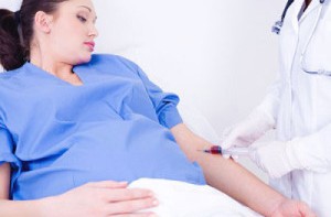 Какие анализы сдают при беременности?
